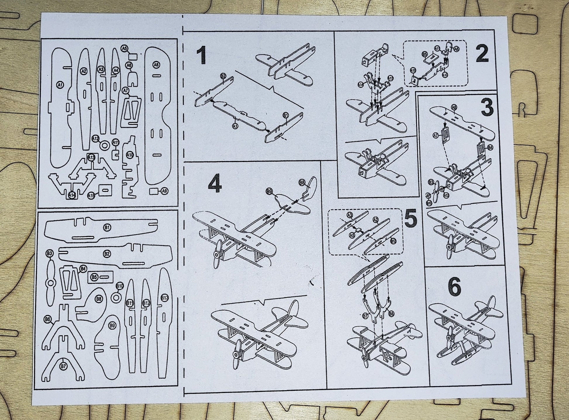 3D lėktuvo dėlionė iš medžio – ekologiškas medinis žaislas iš ekozaislai.lt